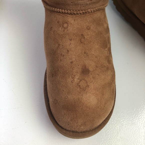 UGG Boots - Picture 3 of 5